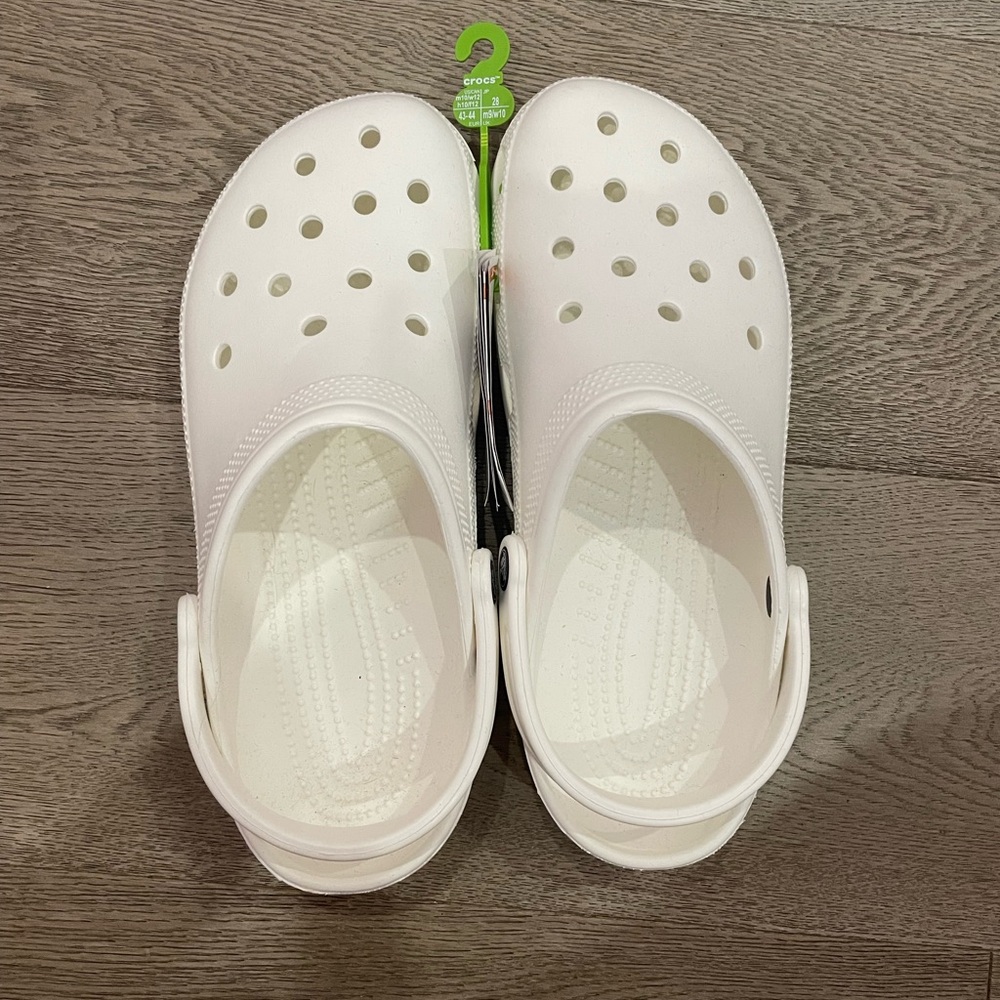 Brand new Crocs men’s size 10 women’s 12